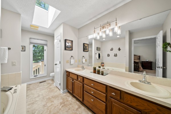 45 Markham Terrace — Photo 22