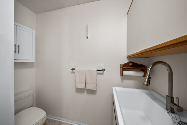 45 Markham Terrace — Photo 32